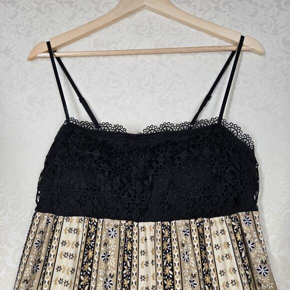 No Boundaries Maxi Dress sz M Black Tan Strappy Tiered Crochet Lace Boho - Picture 3 of 16